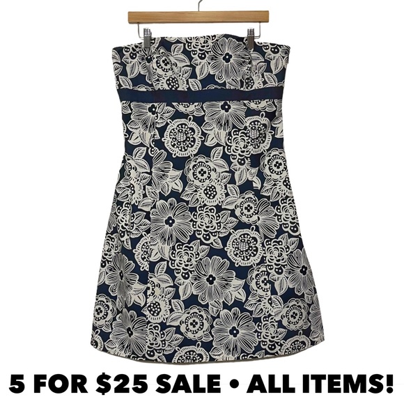 LOFT Dresses & Skirts - Loft Strapless Fit & Flare Dress